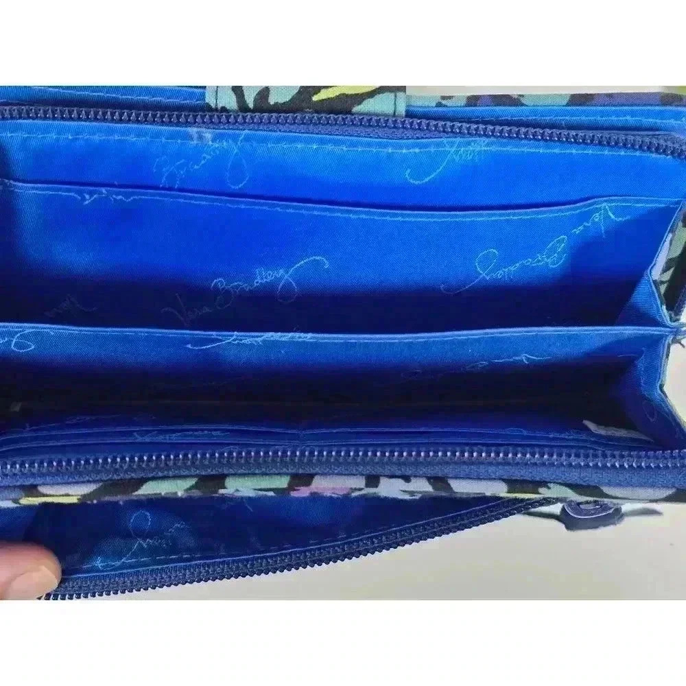 Vera Bradley Wallet Blue Multi - Picture 5 of 7